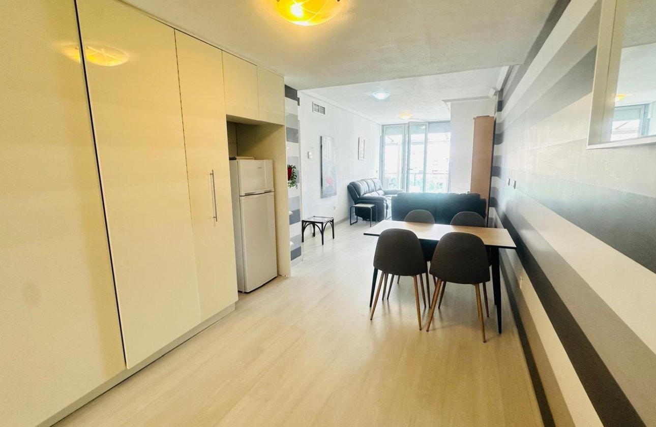 Herverkoop - Penthouse -
Torrevieja - Playa del Cura