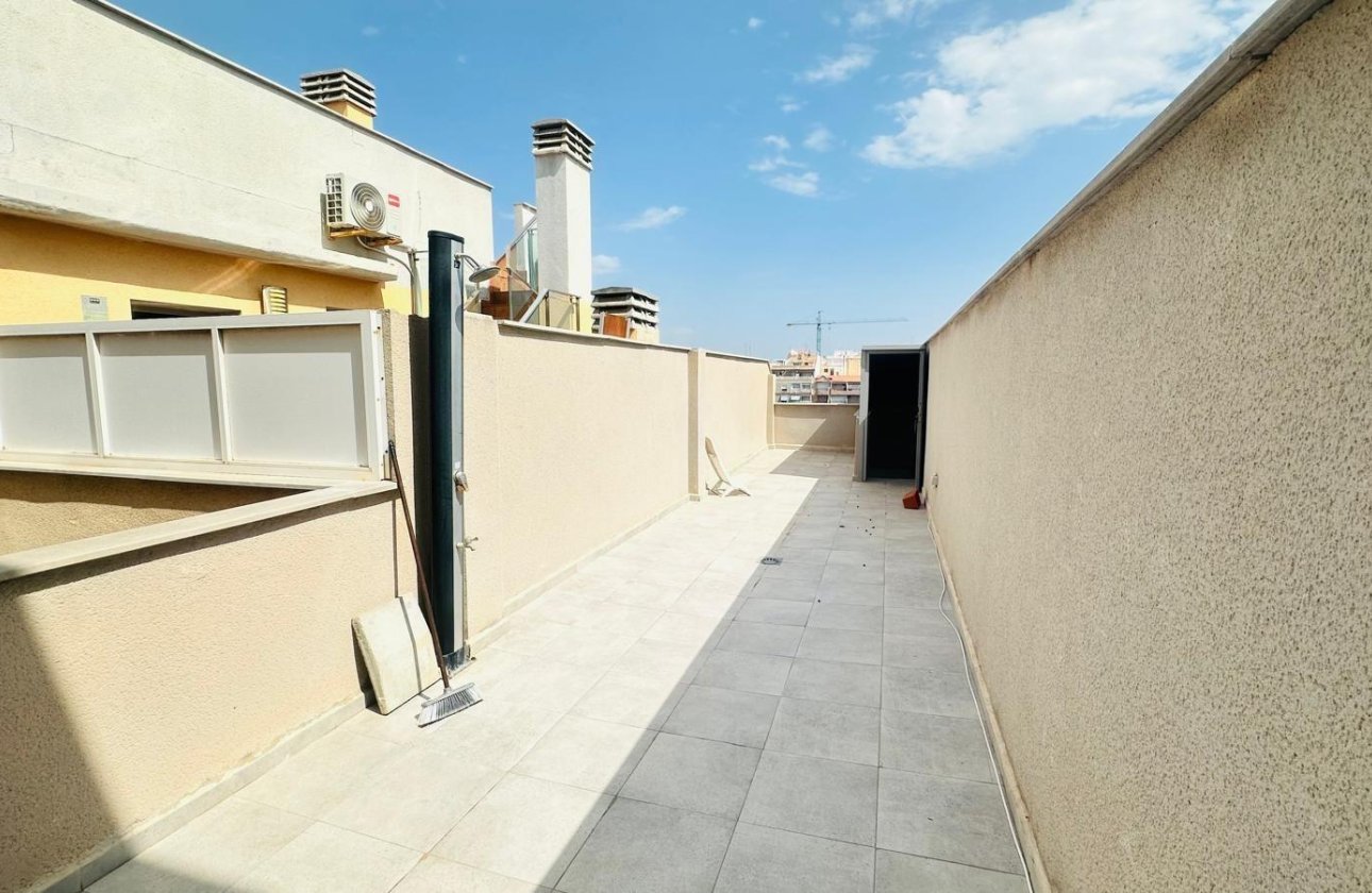Herverkoop - Penthouse -
Torrevieja - Playa del Cura