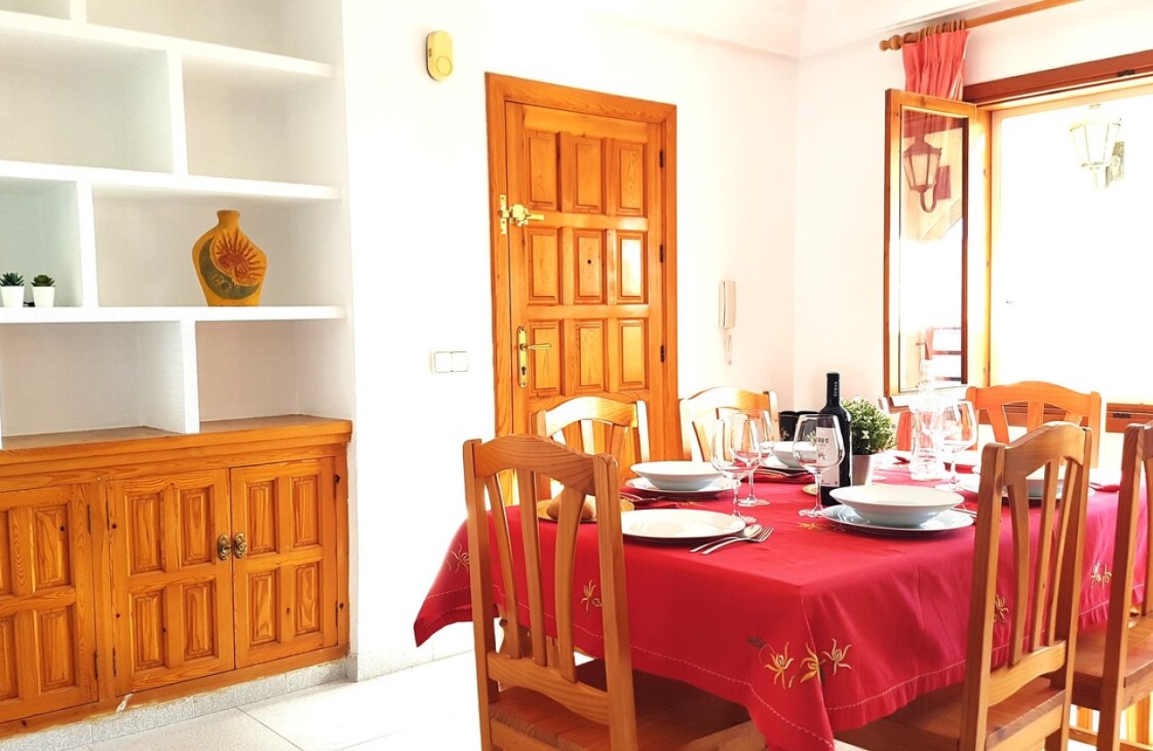 Herverkoop - Penthouse -
Torrevieja - Playa del Cura