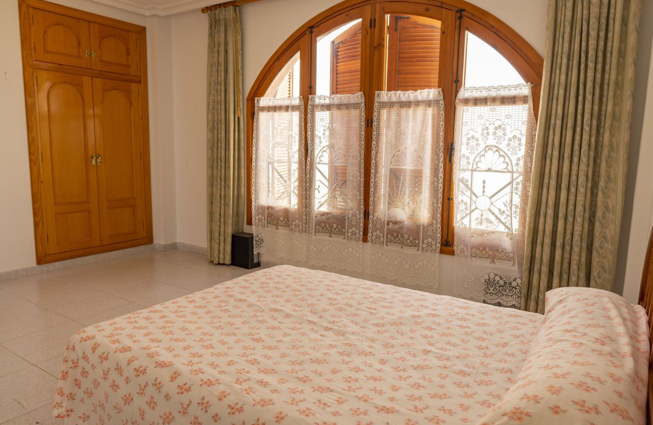 Herverkoop - Penthouse -
Torrevieja - Playa del Cura