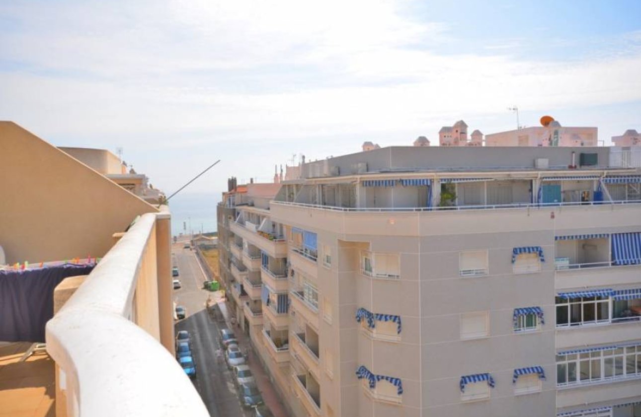 Herverkoop - Penthouse -
Torrevieja - Playa del Cura