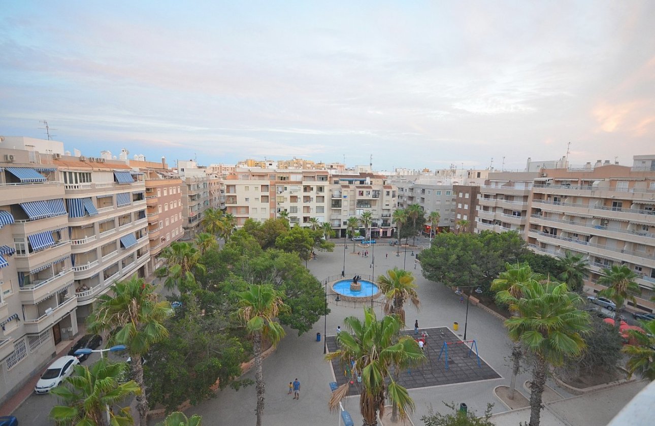 Herverkoop - Penthouse -
Torrevieja - Playa del Cura