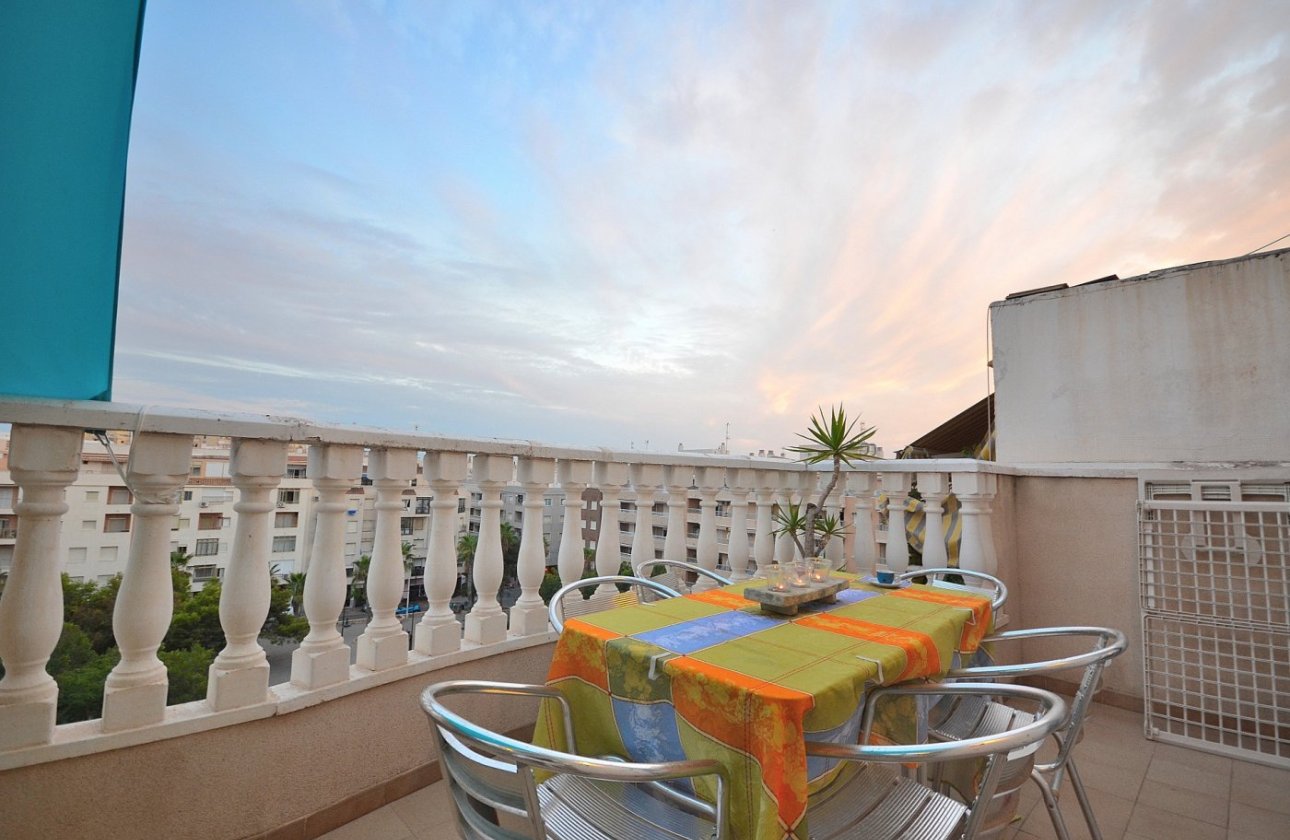 Herverkoop - Penthouse -
Torrevieja - Playa del Cura