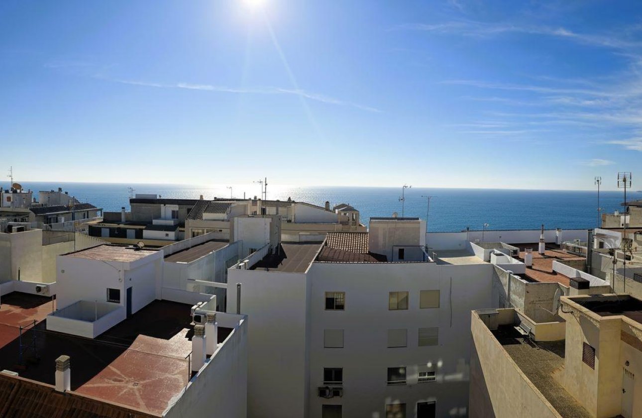 Herverkoop - Penthouse -
Torrevieja - Playa del Cura