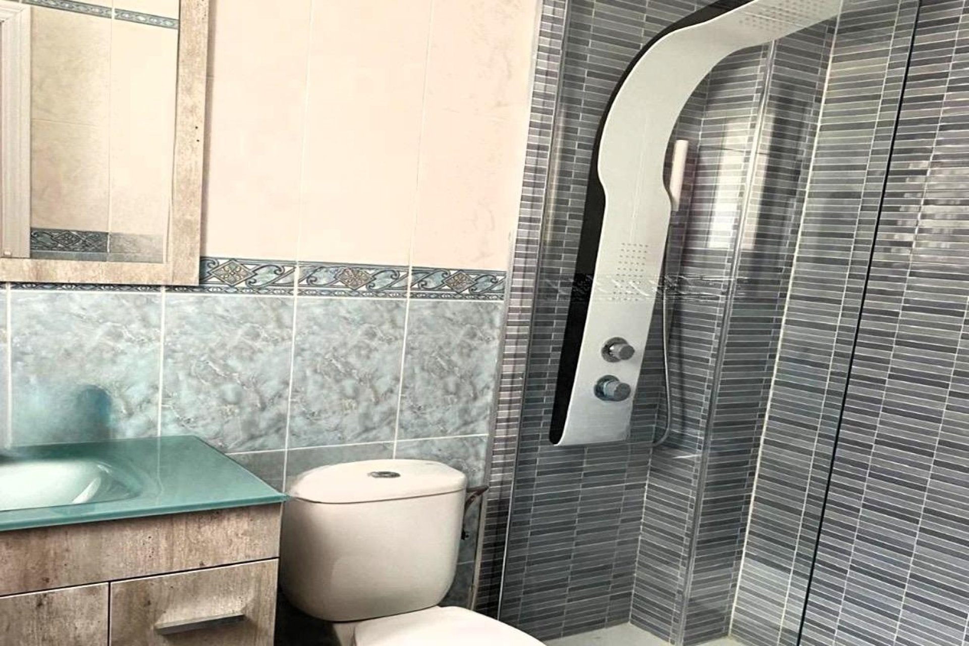 Herverkoop - Penthouse -
Torrevieja - Playa del Cura