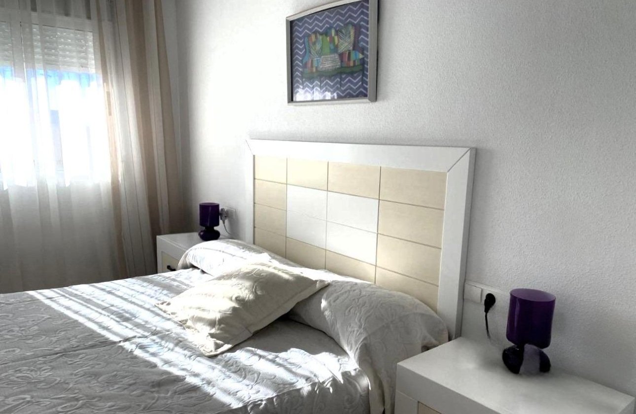 Herverkoop - Penthouse -
Torrevieja - Playa del Cura