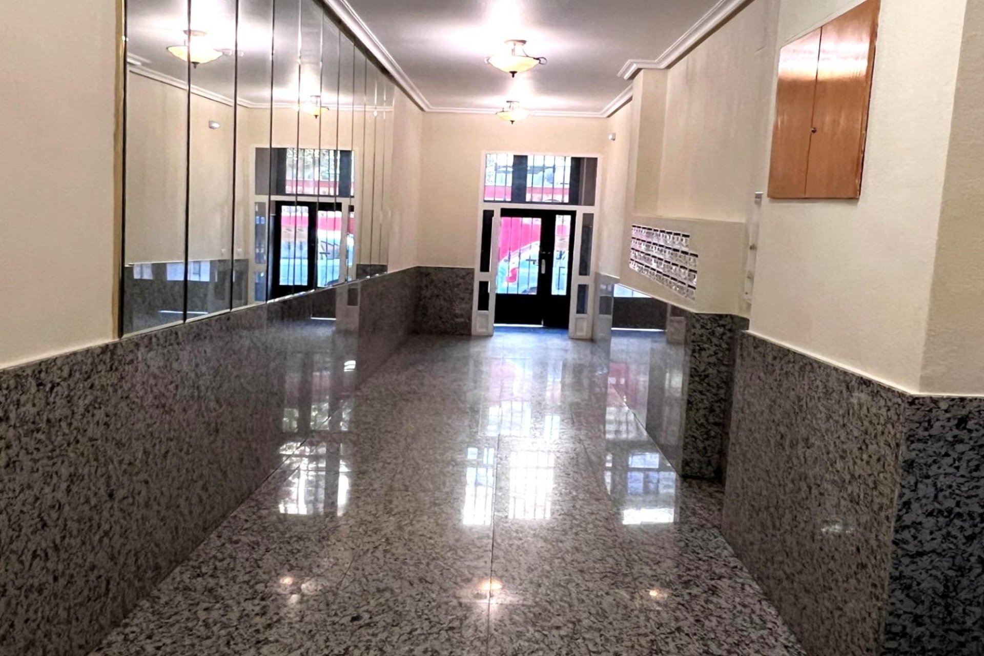 Herverkoop - Penthouse -
Torrevieja - Playa del Cura