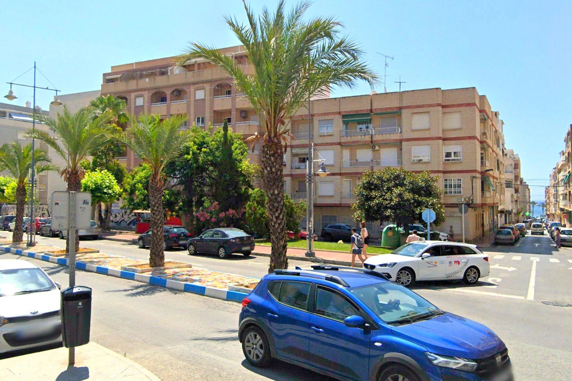 Herverkoop - Penthouse -
Torrevieja - Playa del Cura