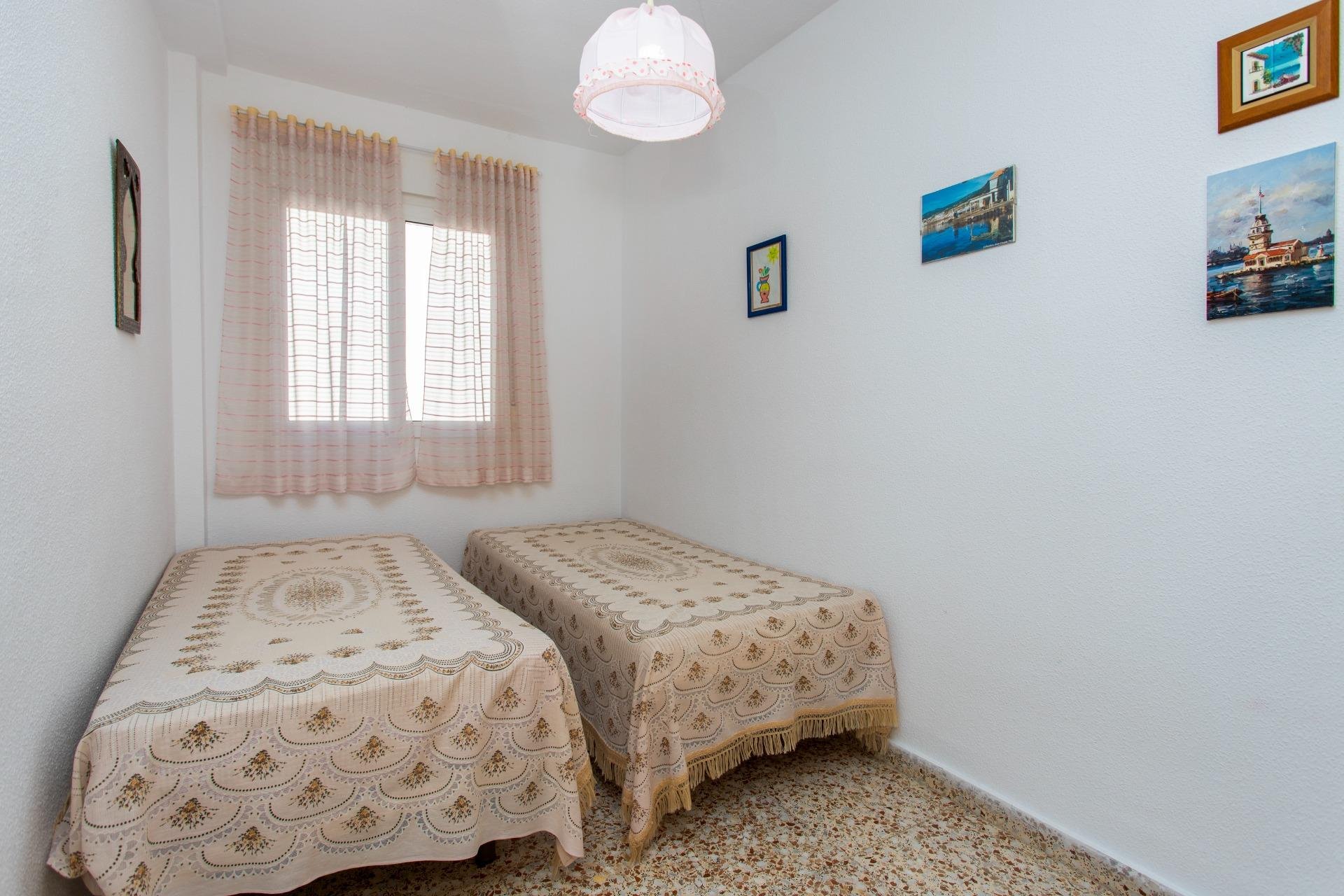 Herverkoop - Penthouse -
Torrevieja - Playa del Cura