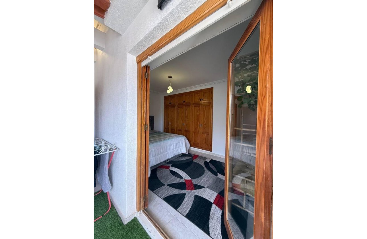 Herverkoop - Penthouse -
Torrevieja - Playa del Cura