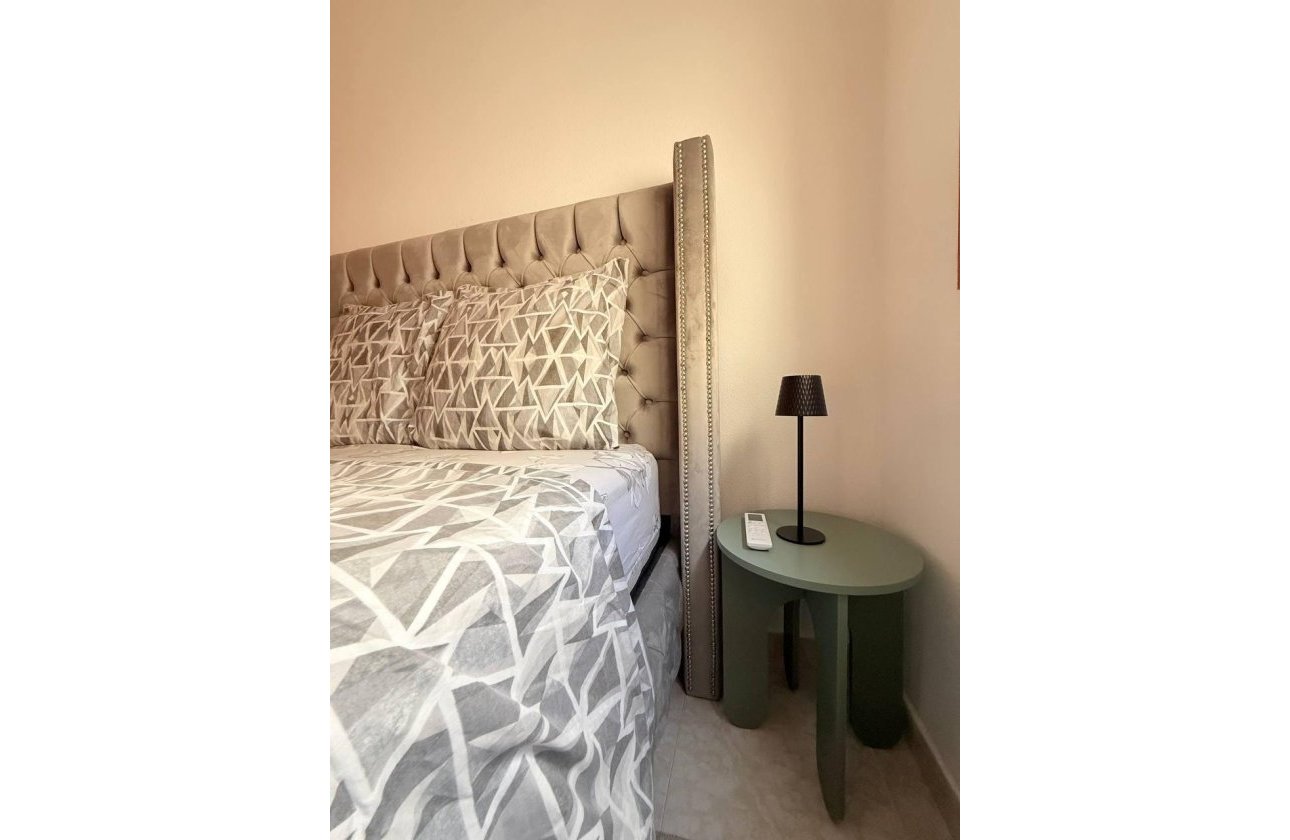 Herverkoop - Penthouse -
Torrevieja - Playa del Cura