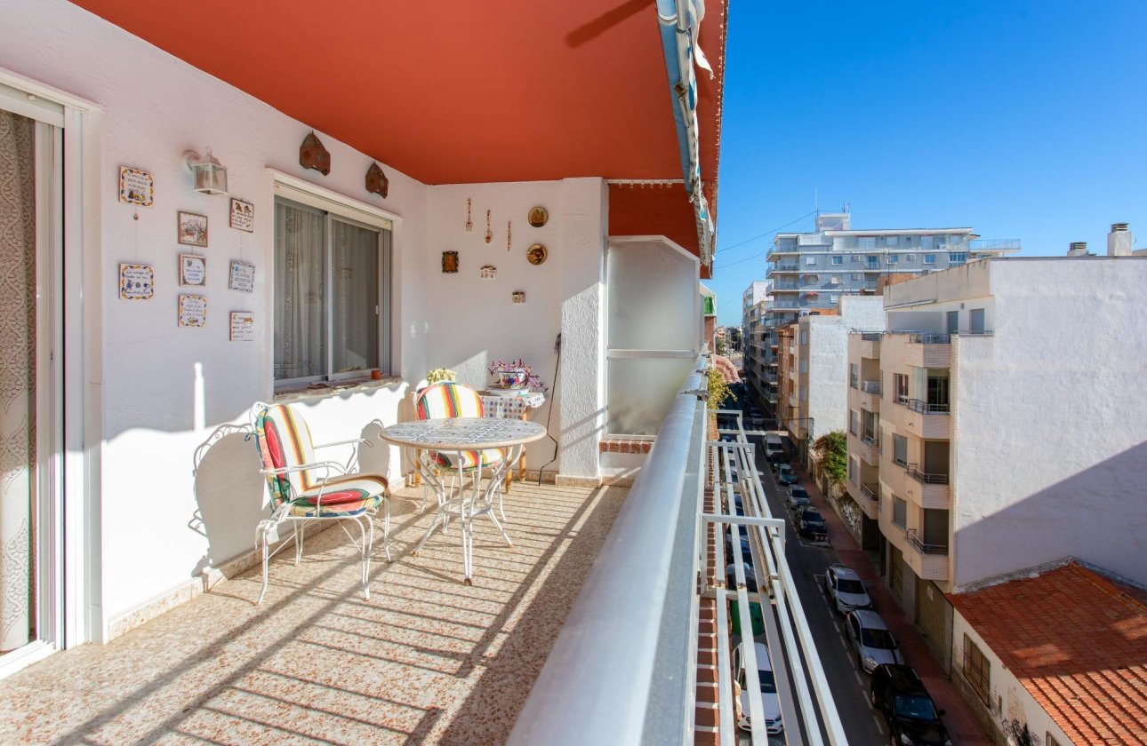 Herverkoop - Penthouse -
Torrevieja - Playa del Cura