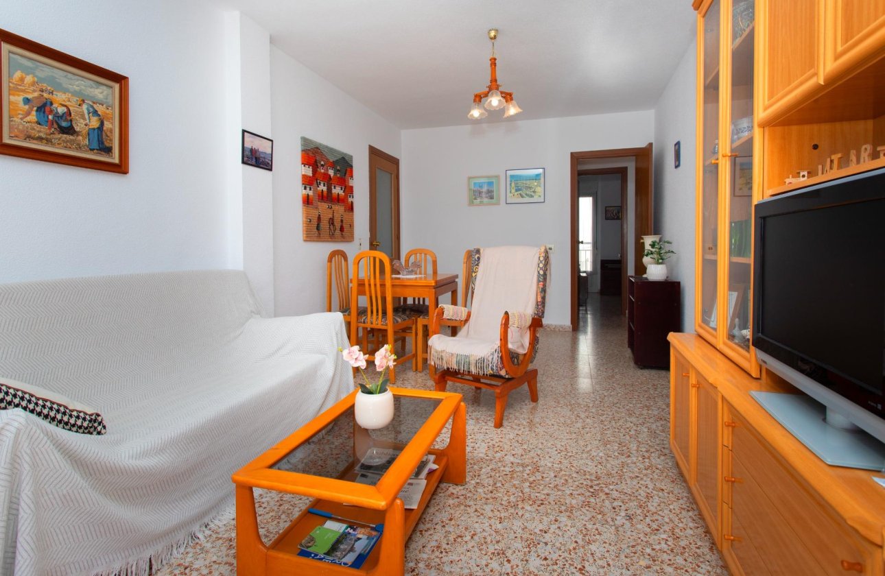 Herverkoop - Penthouse -
Torrevieja - Playa del Cura
