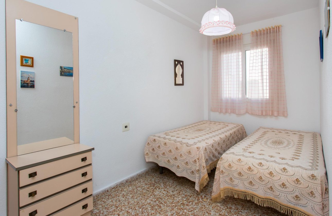 Herverkoop - Penthouse -
Torrevieja - Playa del Cura