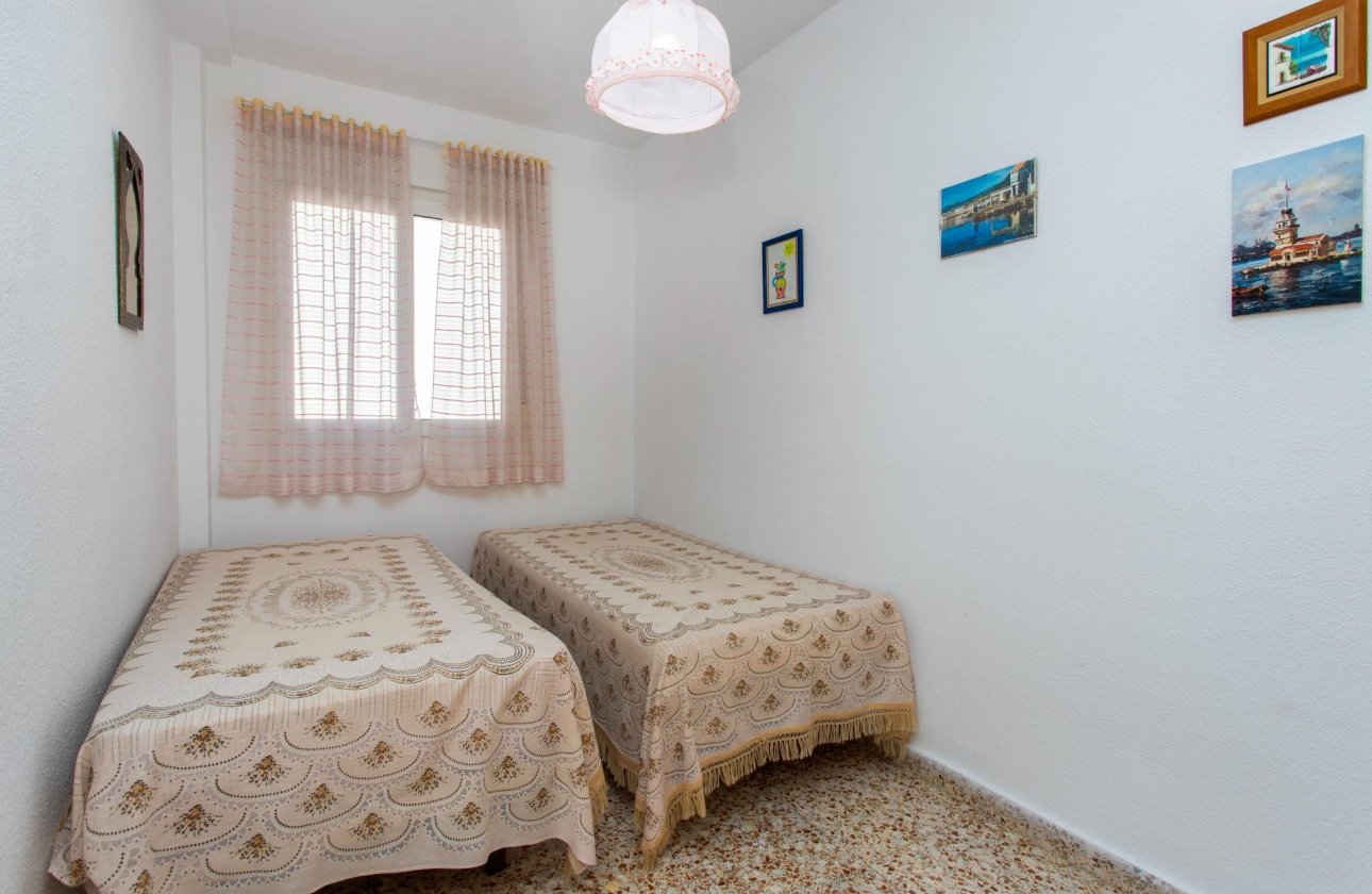 Herverkoop - Penthouse -
Torrevieja - Playa del Cura