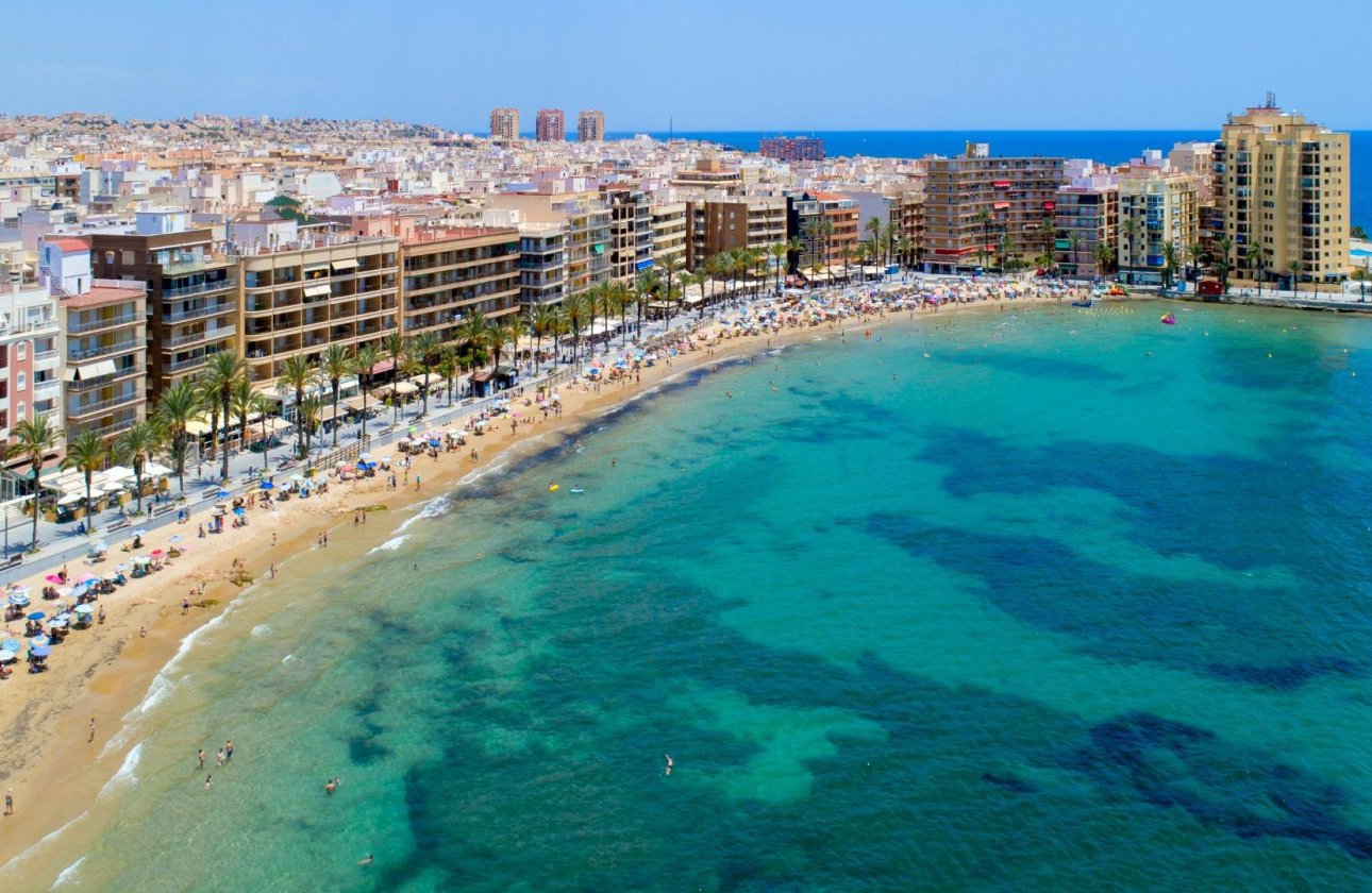 Herverkoop - Penthouse -
Torrevieja - Playa del Cura