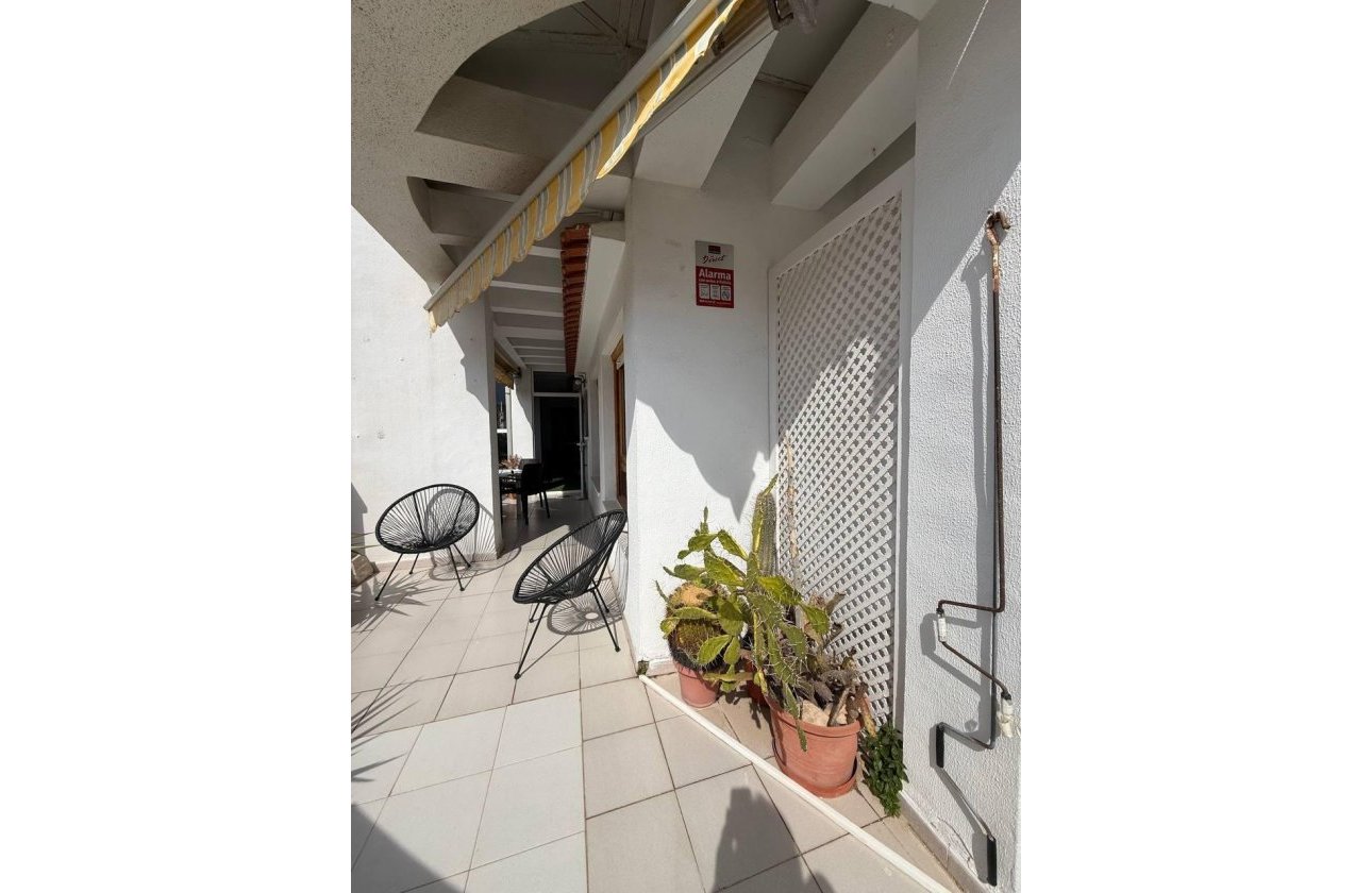 Herverkoop - Penthouse -
Torrevieja - Playa del Cura