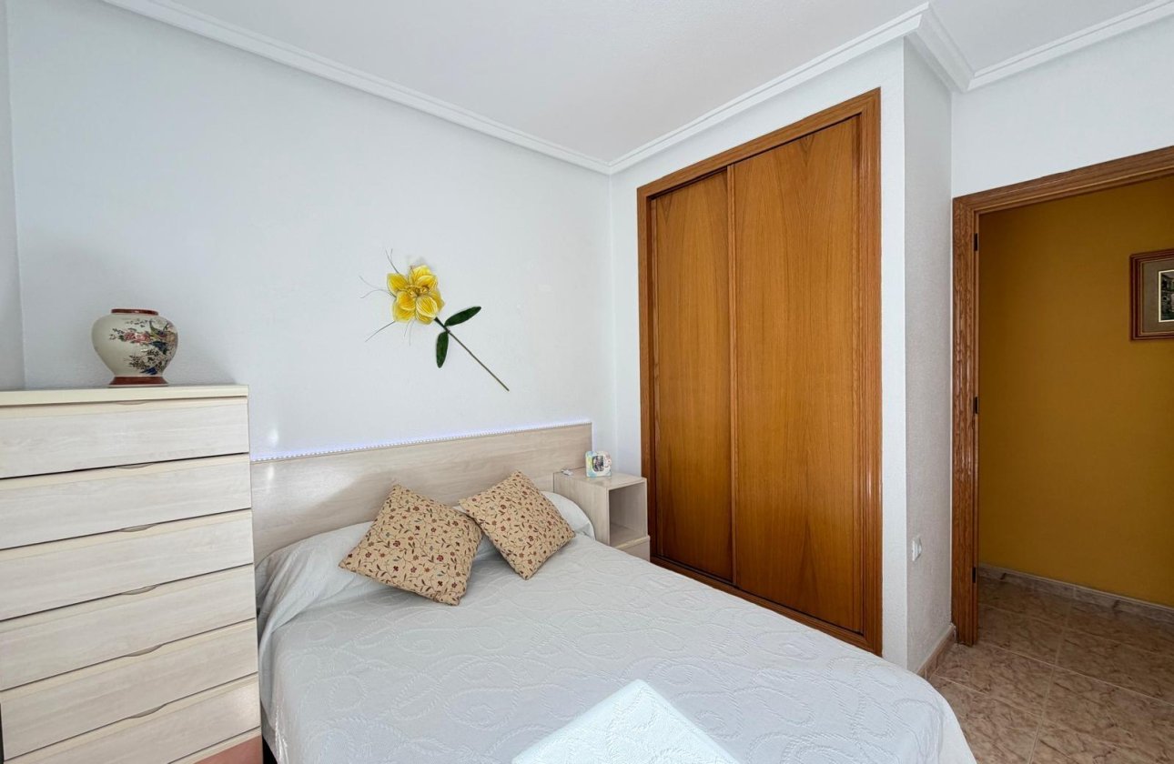 Herverkoop - Penthouse -
Torrevieja - Playa del Cura