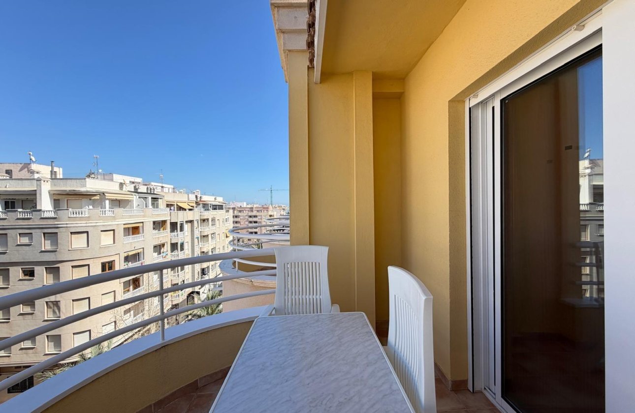 Herverkoop - Penthouse -
Torrevieja - Playa del Cura