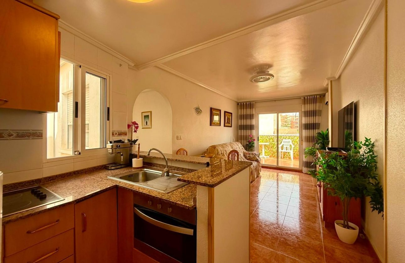 Herverkoop - Penthouse -
Torrevieja - Playa del Cura