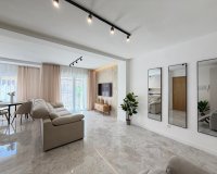 Herverkoop - Penthouse -
Torrevieja - Playa del Cura