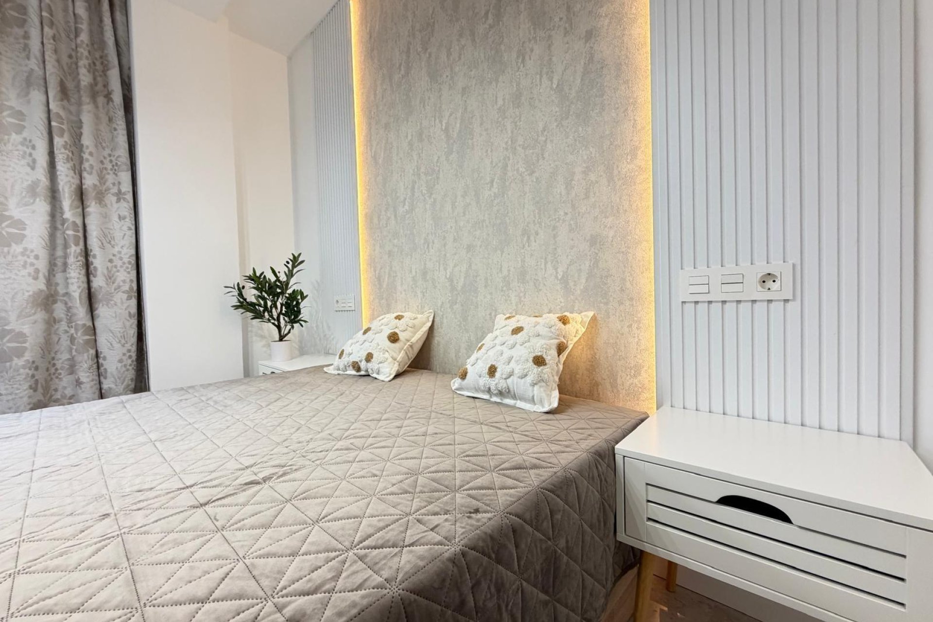 Herverkoop - Penthouse -
Torrevieja - Playa del Cura