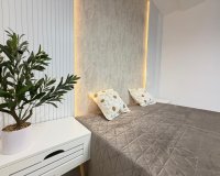 Herverkoop - Penthouse -
Torrevieja - Playa del Cura