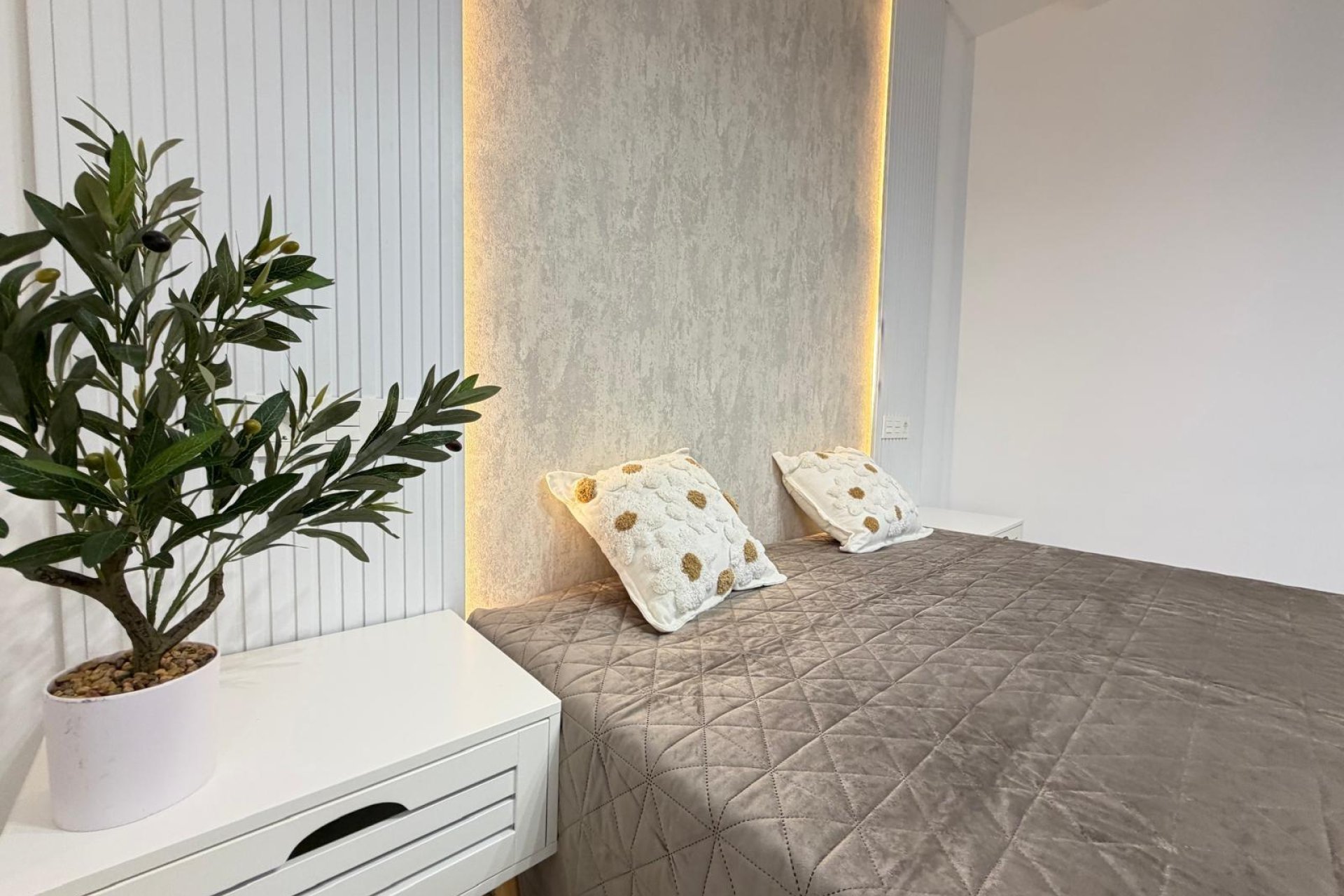 Herverkoop - Penthouse -
Torrevieja - Playa del Cura