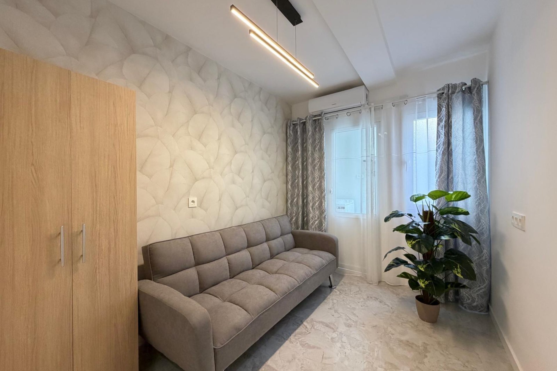 Herverkoop - Penthouse -
Torrevieja - Playa del Cura