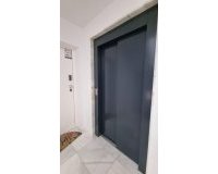 Herverkoop - Penthouse -
Torrevieja - Playa del Cura