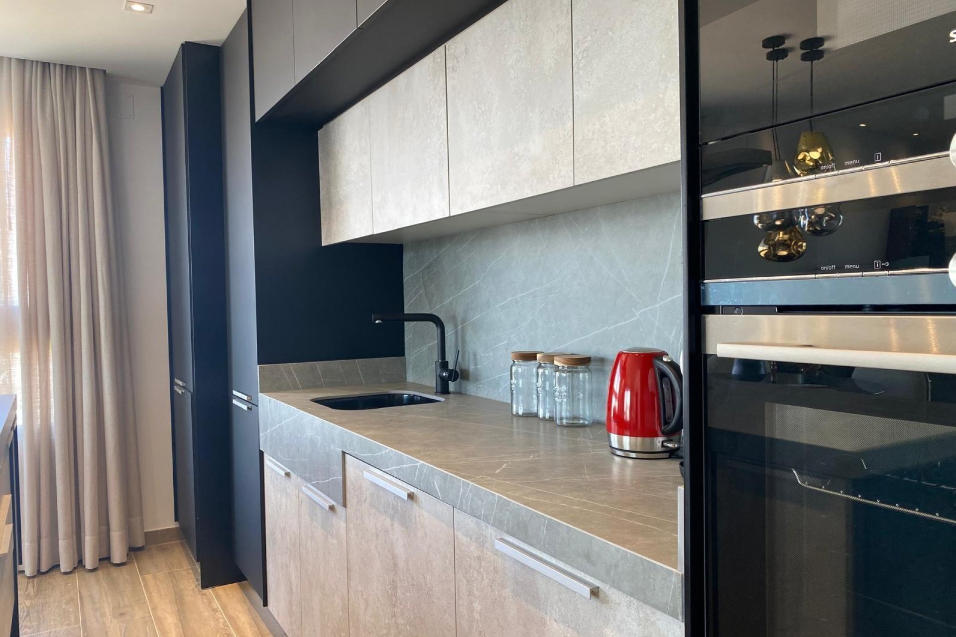 Herverkoop - Penthouse -
Torrevieja - Punta Prima