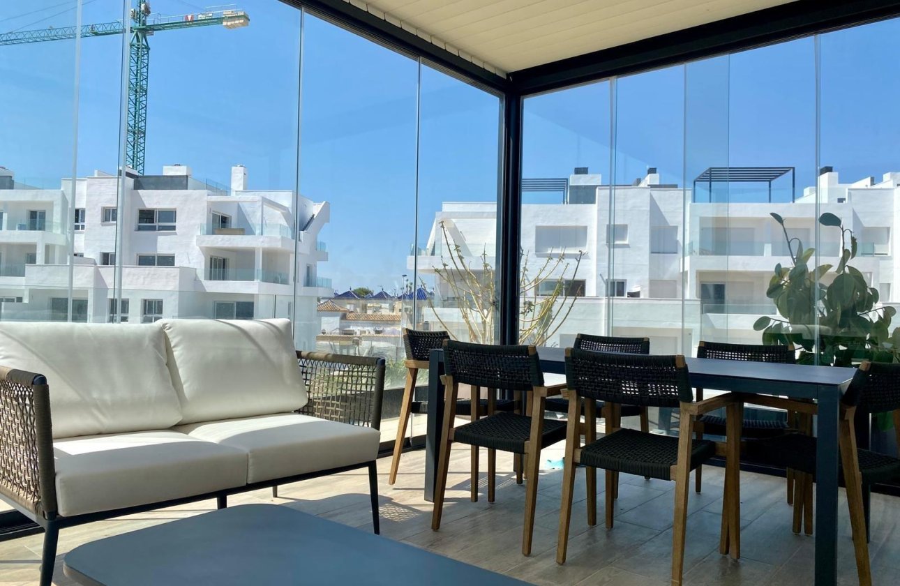Herverkoop - Penthouse -
Torrevieja - Punta Prima