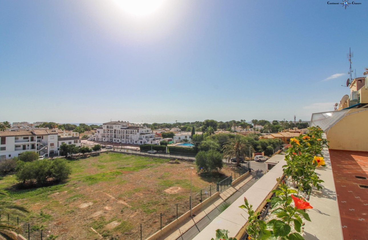 Herverkoop - Penthouse -
Torrevieja - Punta Prima