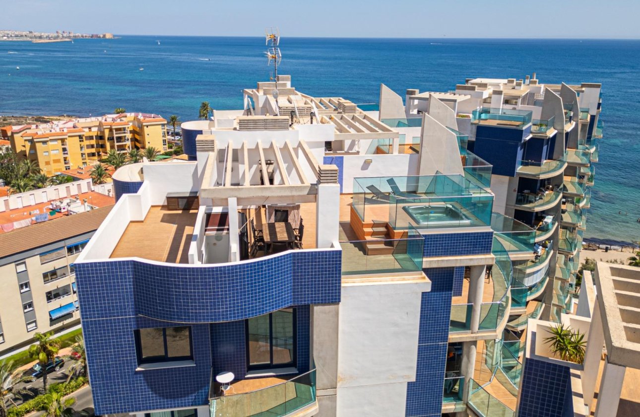 Herverkoop - Penthouse -
Torrevieja - Punta Prima