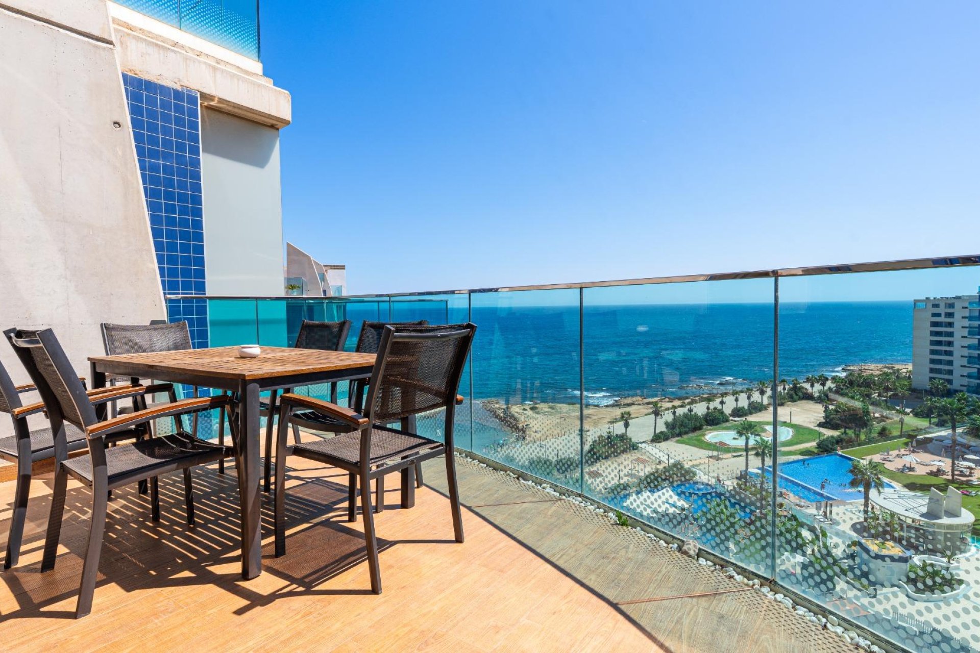 Herverkoop - Penthouse -
Torrevieja - Punta Prima