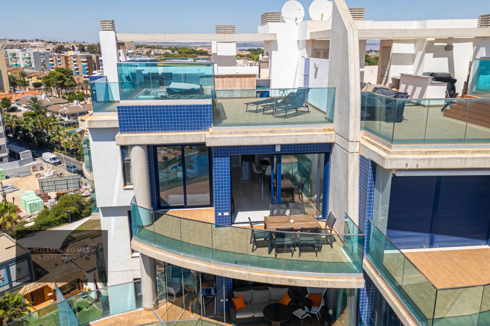 Herverkoop - Penthouse -
Torrevieja - Punta Prima