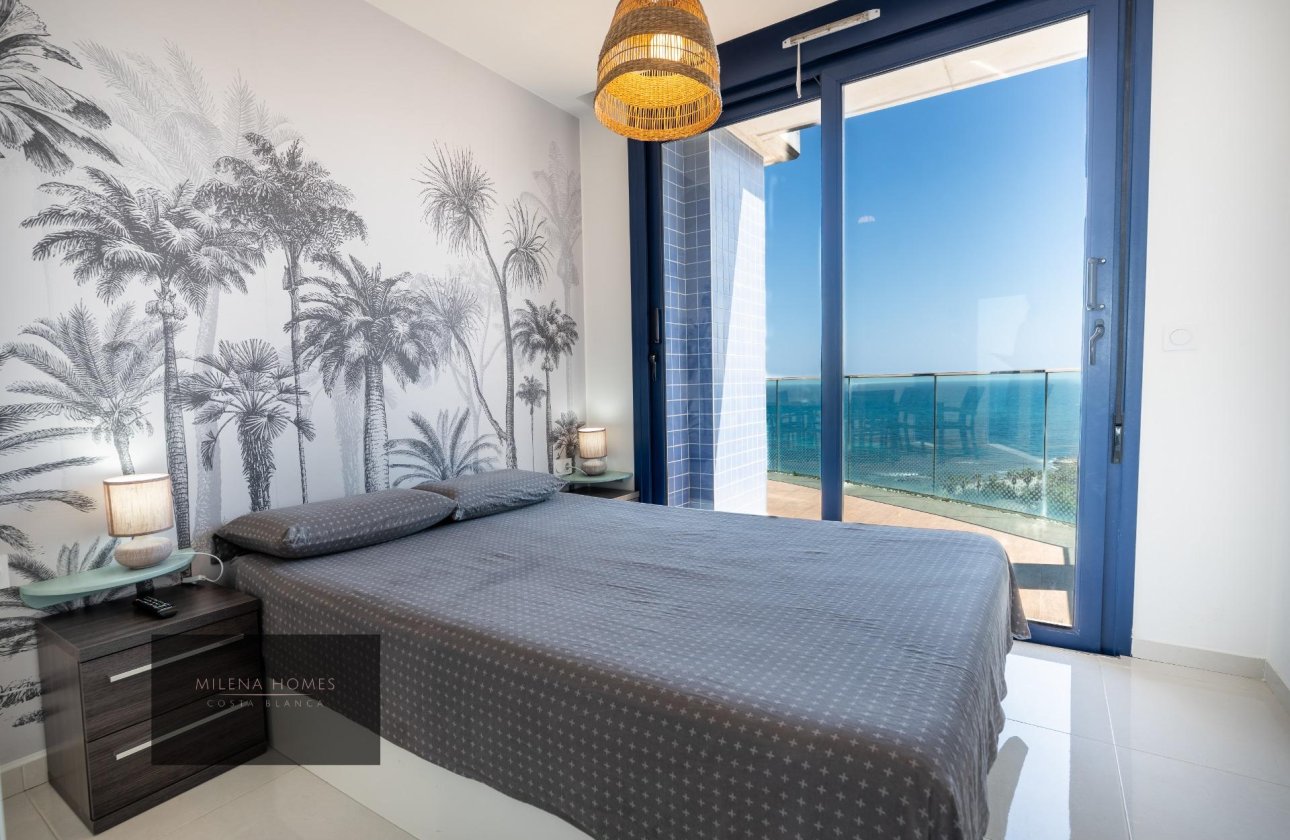 Herverkoop - Penthouse -
Torrevieja - Punta Prima