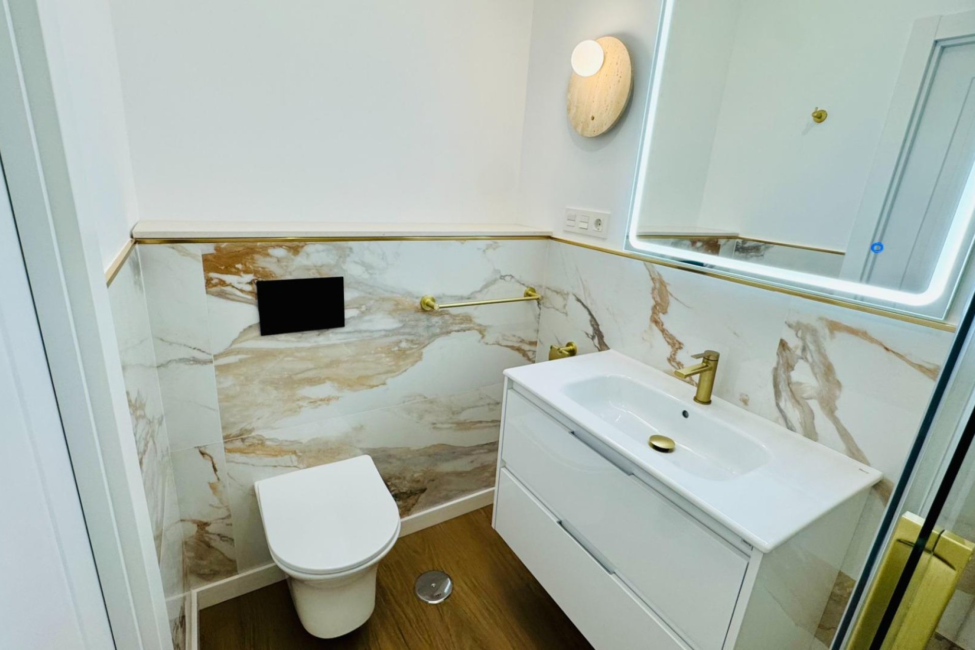 Herverkoop - Penthouse -
Torrevieja - Punta Prima