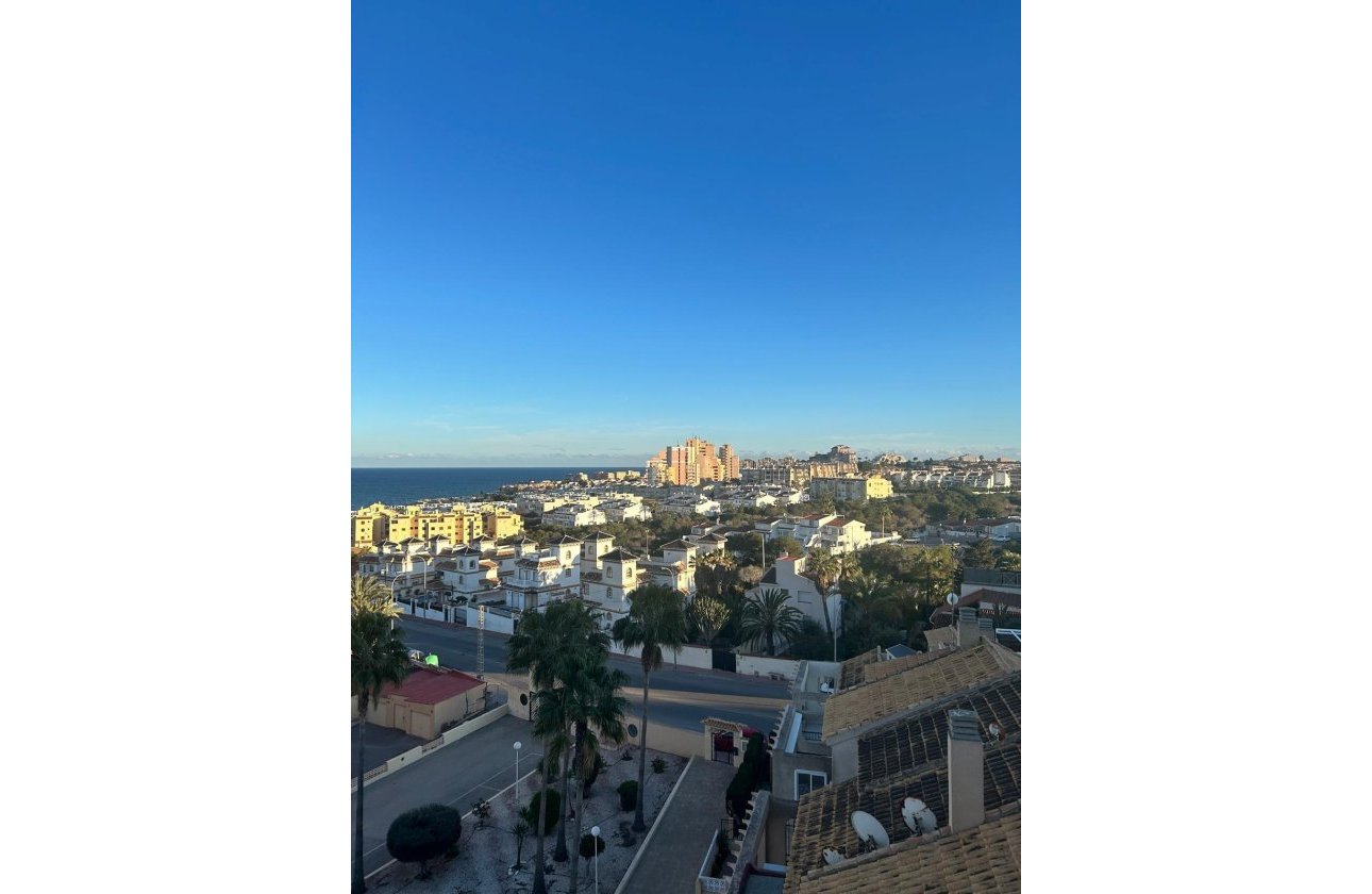 Herverkoop - Penthouse -
Torrevieja - Torreblanca