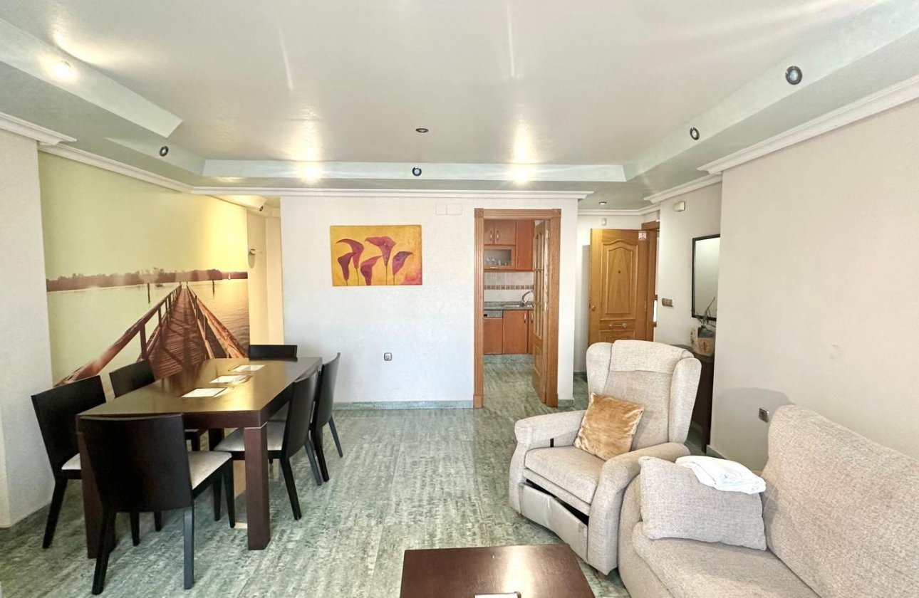 Herverkoop - Penthouse -
Torrevieja