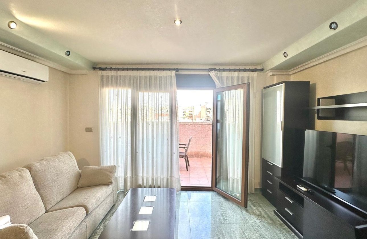 Herverkoop - Penthouse -
Torrevieja
