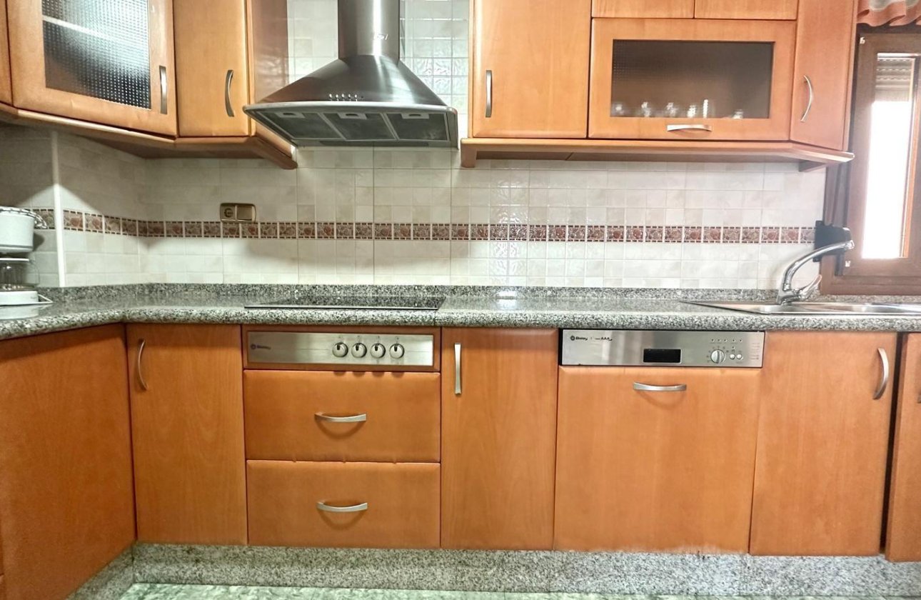 Herverkoop - Penthouse -
Torrevieja