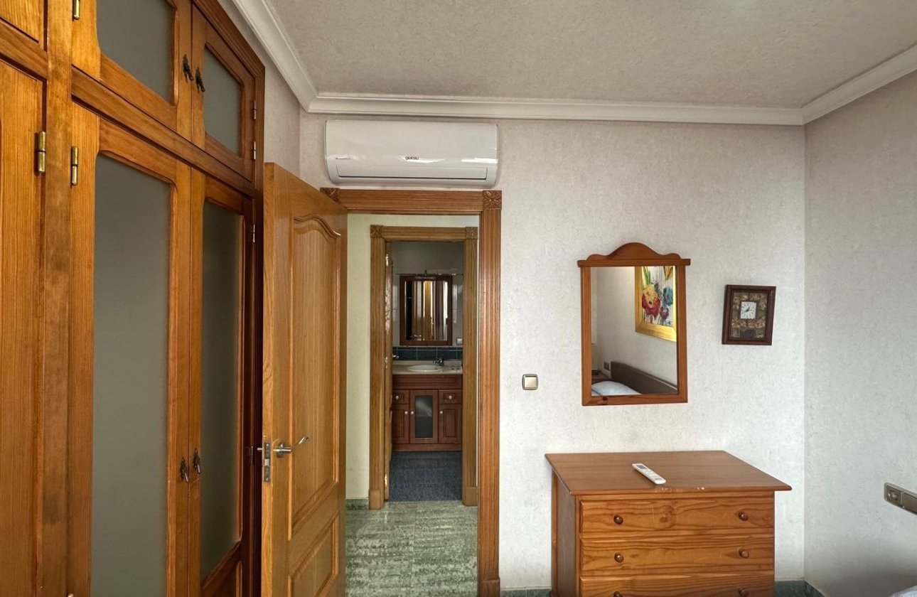 Herverkoop - Penthouse -
Torrevieja