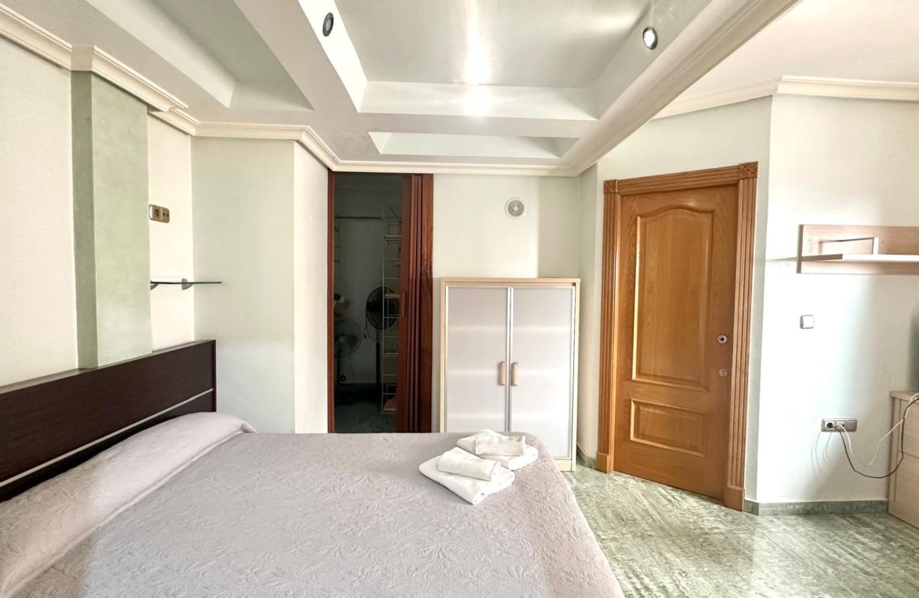 Herverkoop - Penthouse -
Torrevieja