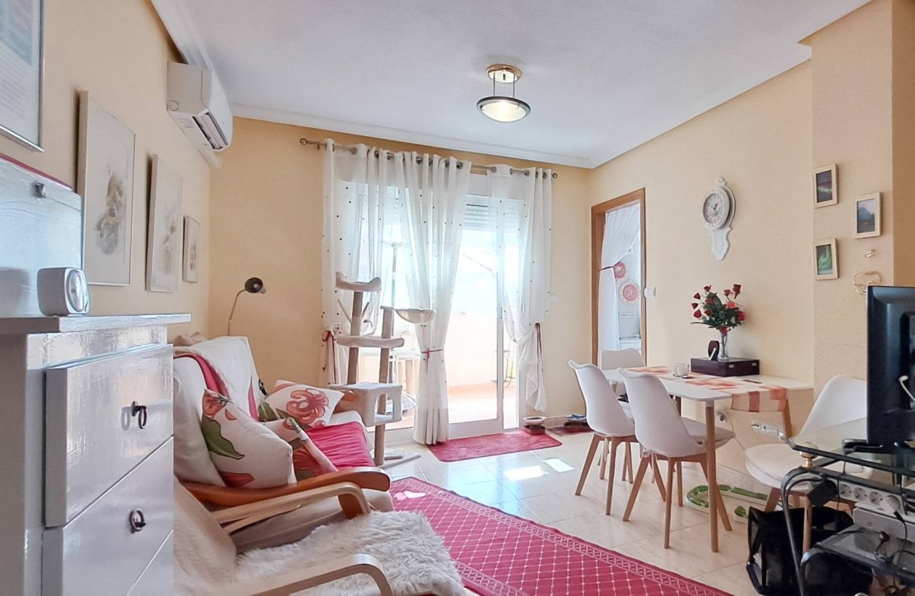 Herverkoop - Penthouse -
Torrevieja