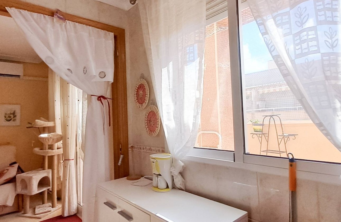 Herverkoop - Penthouse -
Torrevieja