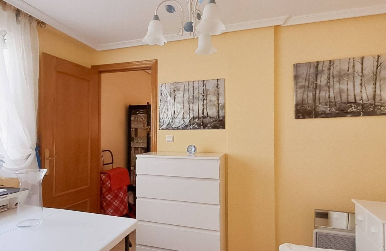 Herverkoop - Penthouse -
Torrevieja