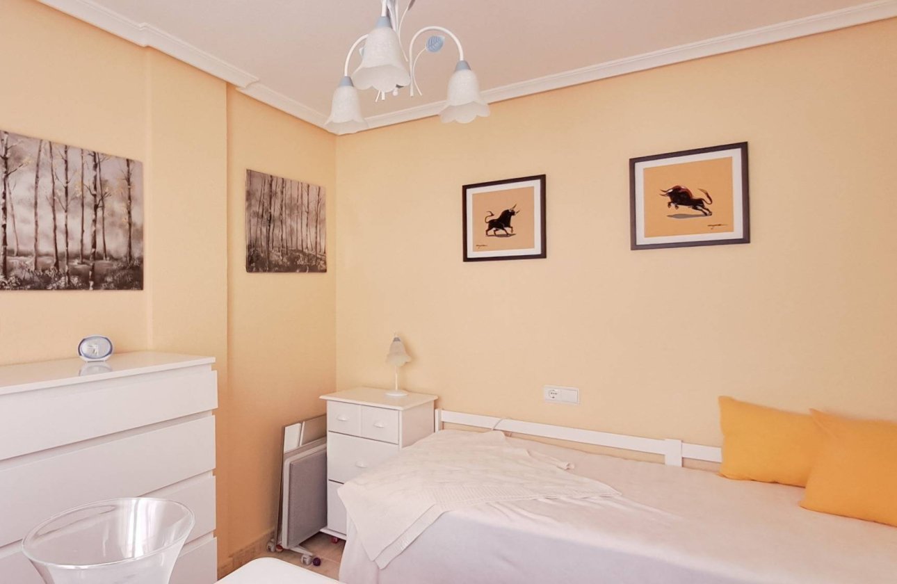 Herverkoop - Penthouse -
Torrevieja