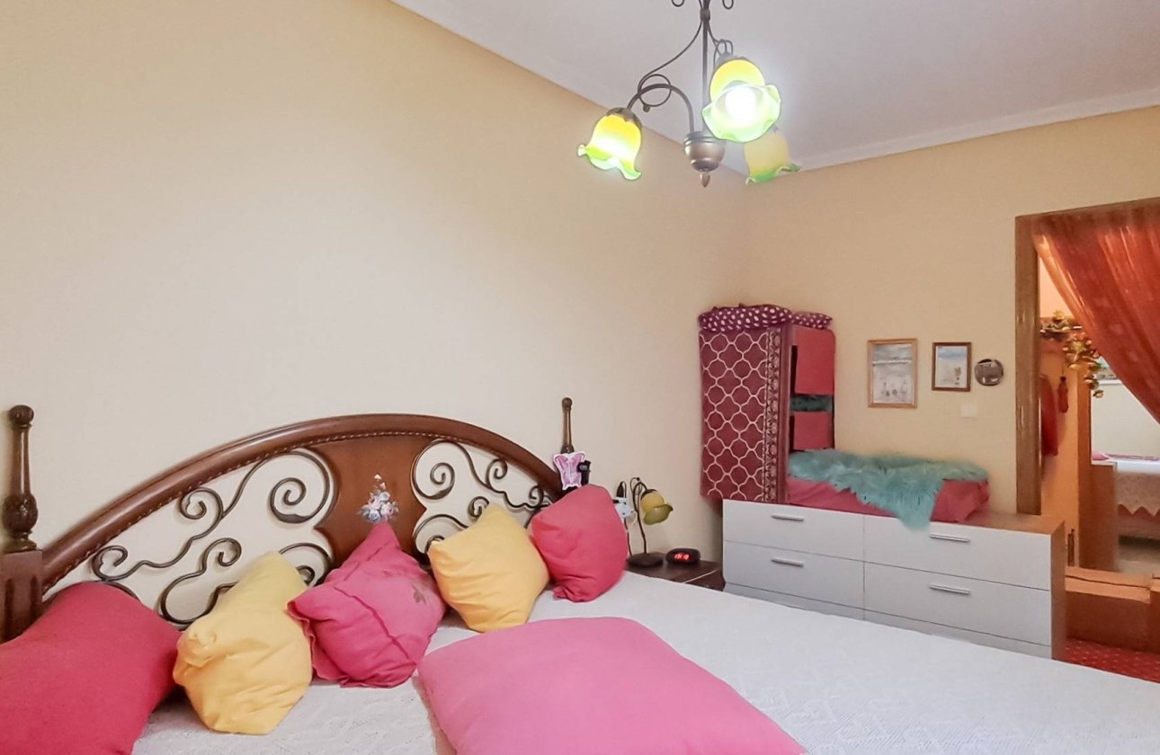 Herverkoop - Penthouse -
Torrevieja