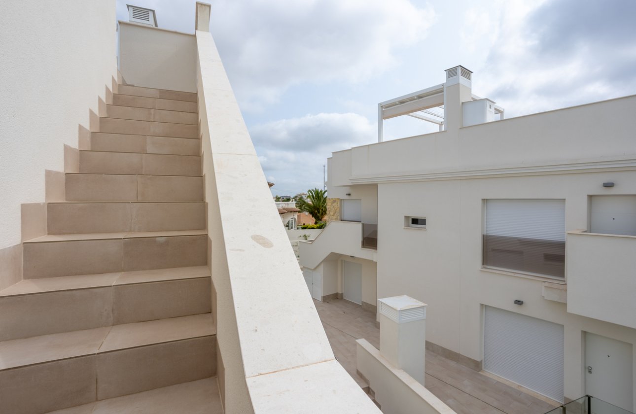 Herverkoop - Penthouse -
Villamartin - Costa Blanca